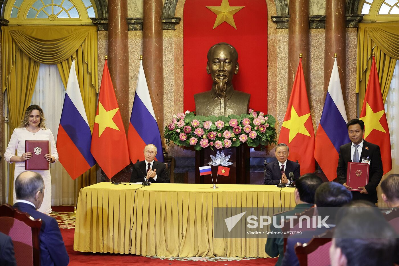 Vietnam Russia