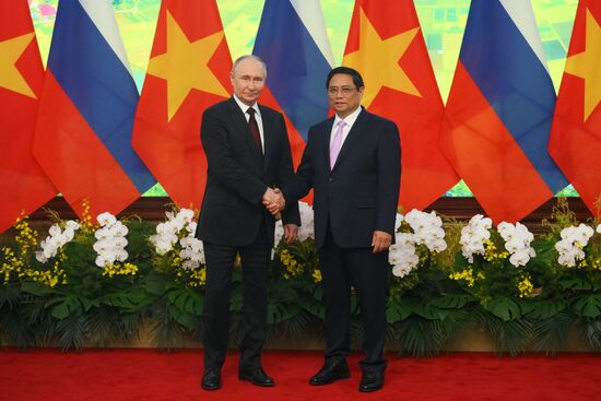 Vietnam Russia