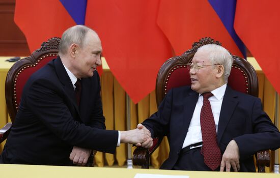Vietnam Russia