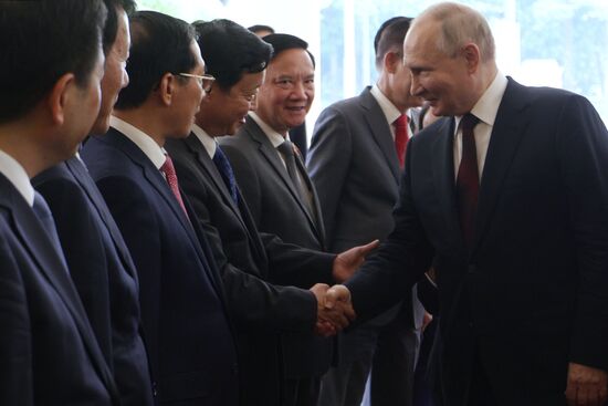 Vietnam Russia
