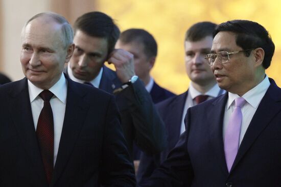 Vietnam Russia