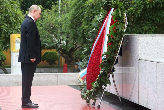 Vietnam Russia