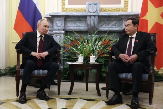 Vietnam Russia