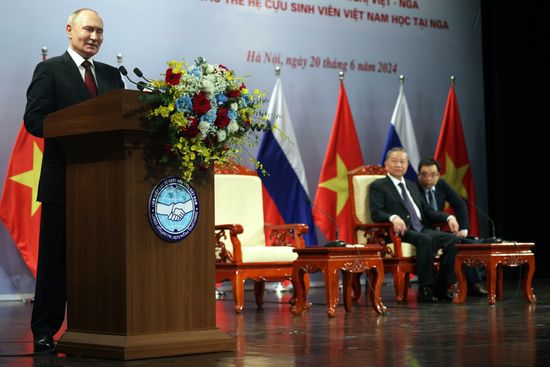Vietnam Russia