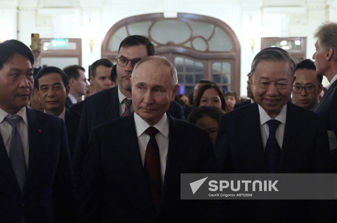 Vietnam Russia