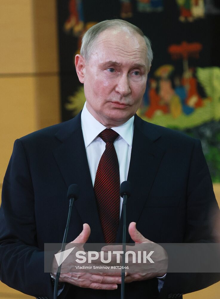 Vietnam Russia