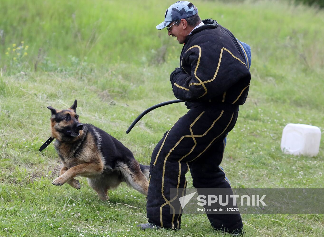 Russia Dog Handlers Competition