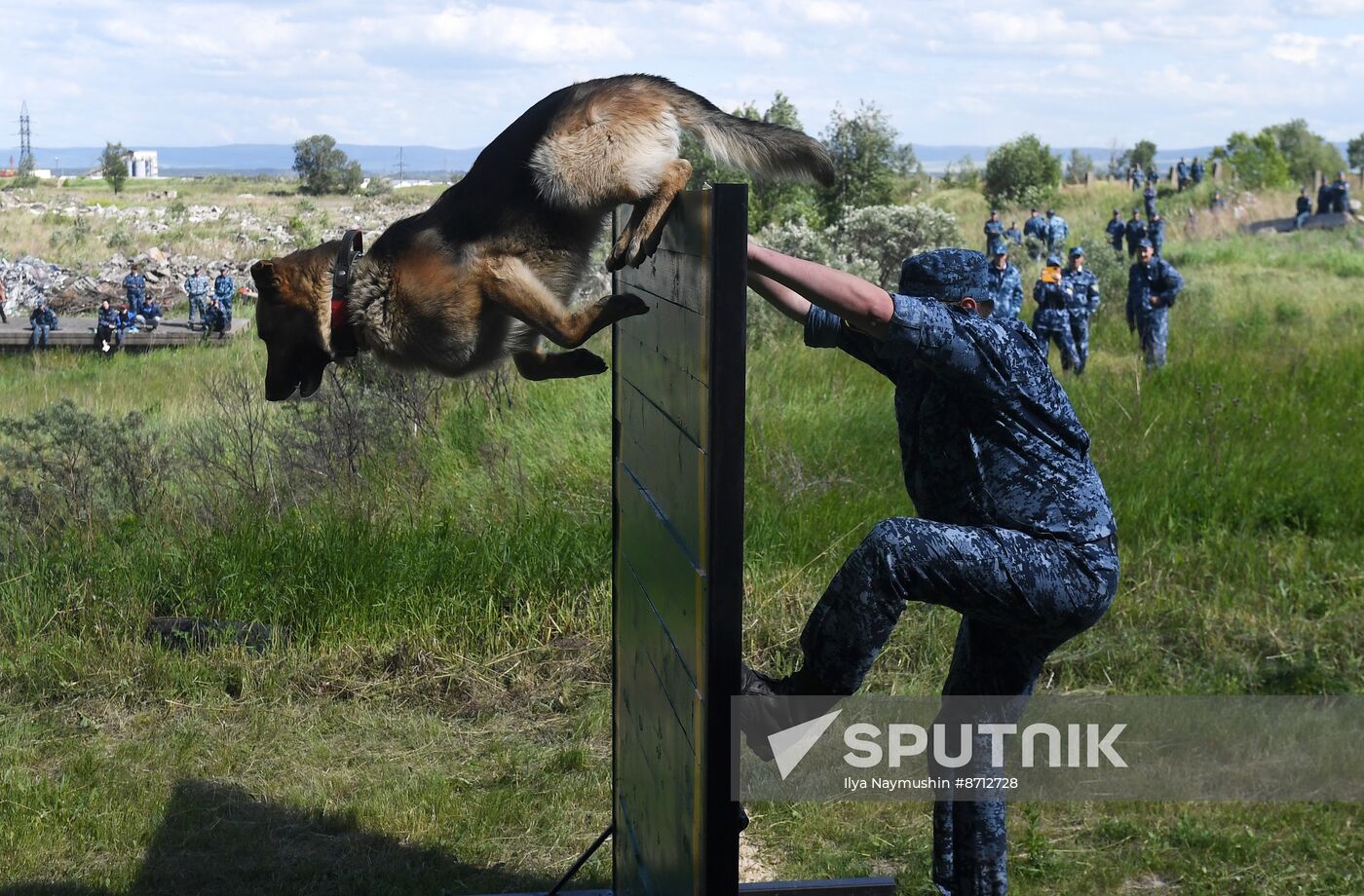 Russia Dog Handlers Competition