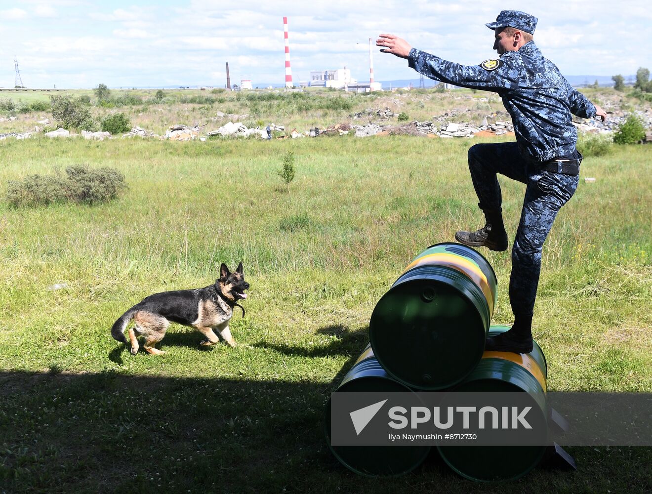 Russia Dog Handlers Competition