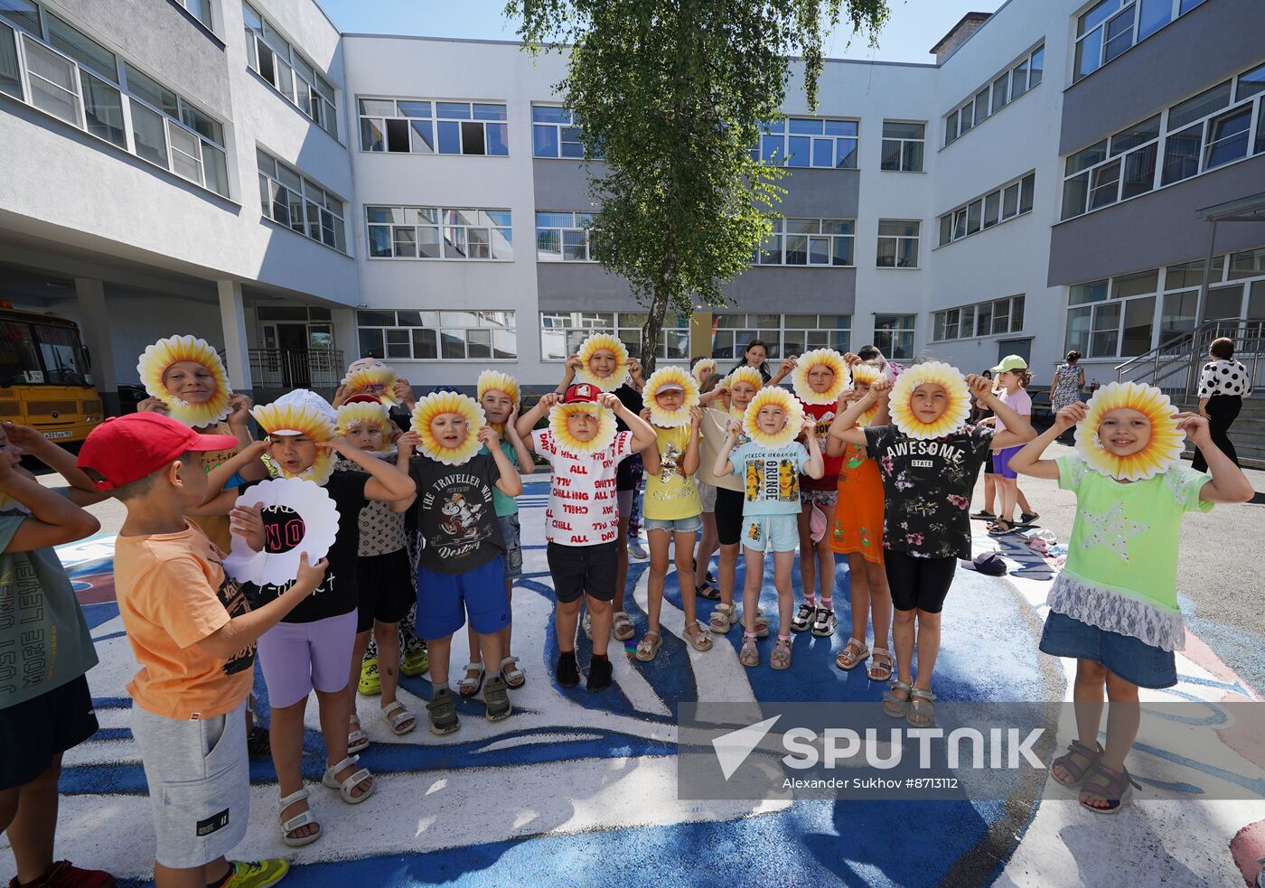 Russia DPR Children's Rest