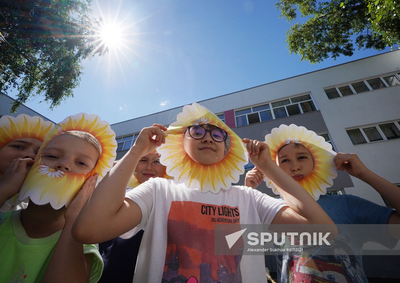 Russia DPR Children's Rest
