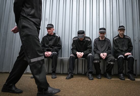 Russia Ukraine POWs