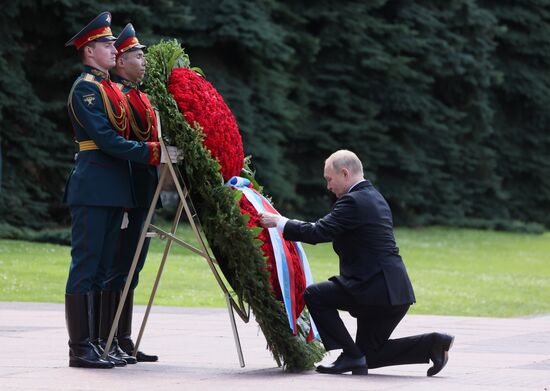 Russia Putin WWII Memory and Sorrow Day