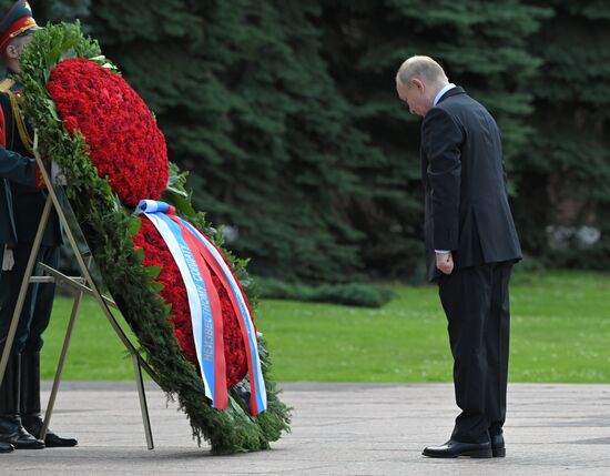 Russia Putin WWII Memory and Sorrow Day