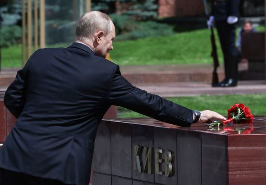 Russia Putin WWII Memory and Sorrow Day