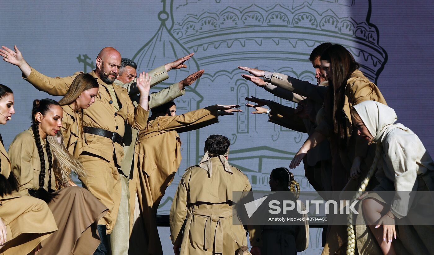 RUSSIA EXPO. The Fate of a Man: First Spring performance