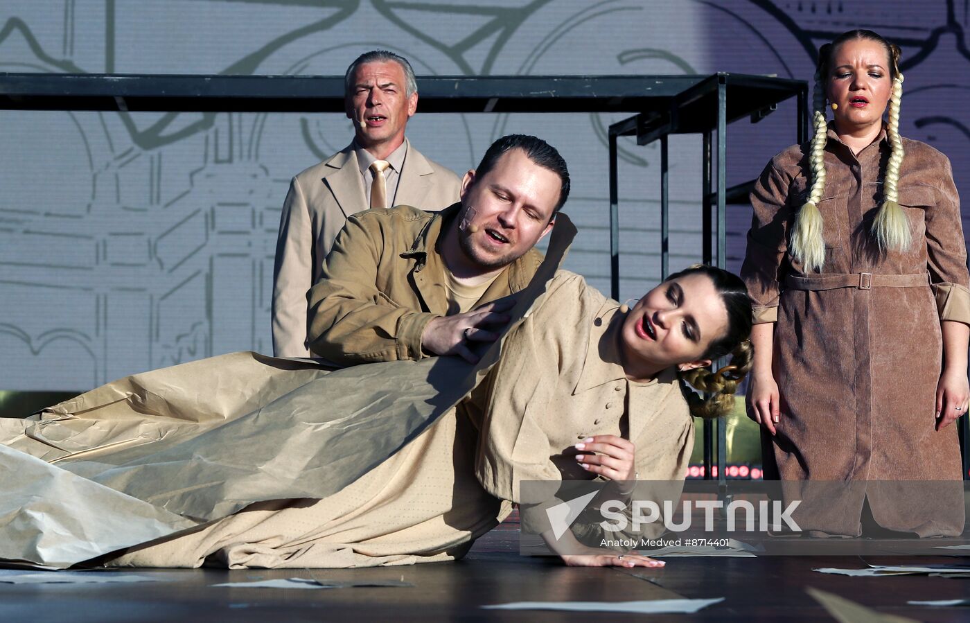 RUSSIA EXPO. The Fate of a Man: First Spring performance