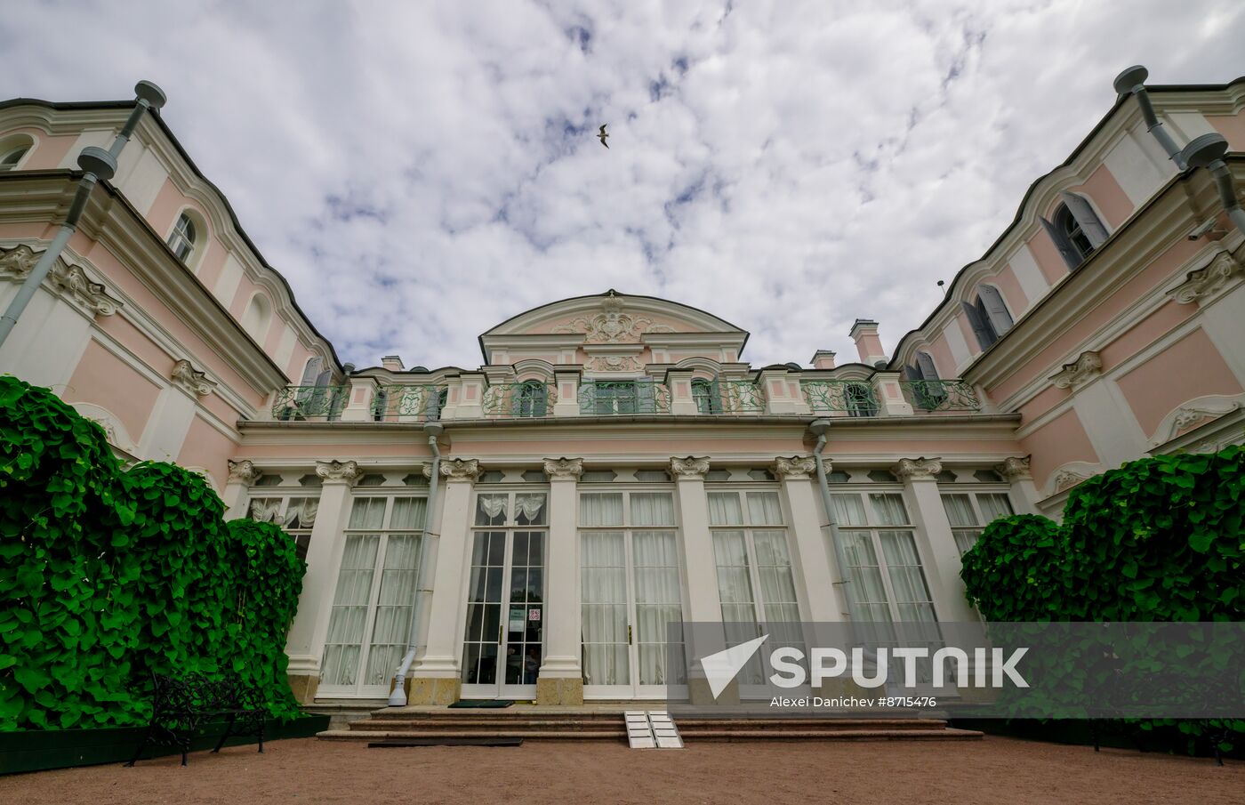 Russia Museum Peterhof Chinese Palace
