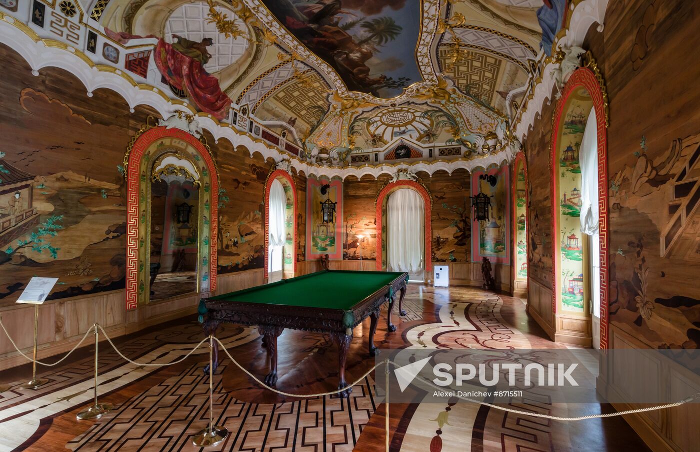 Russia Museum Peterhof Chinese Palace