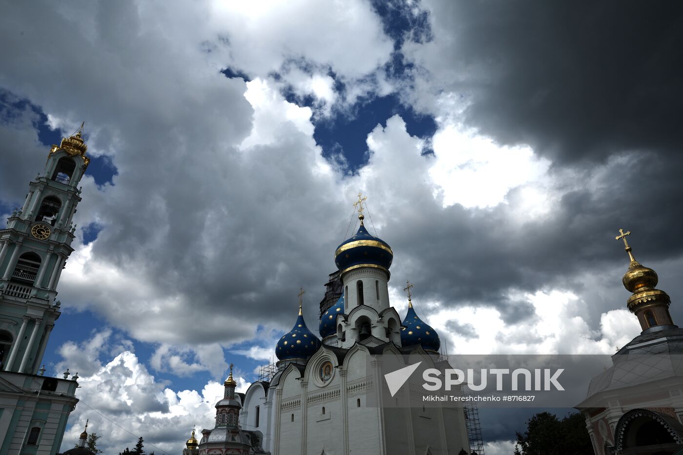 Russia Putin Trinity Sergius Lavra