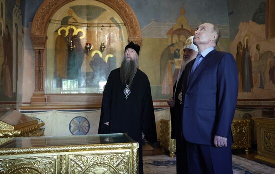 Russia Putin Trinity Sergius Lavra