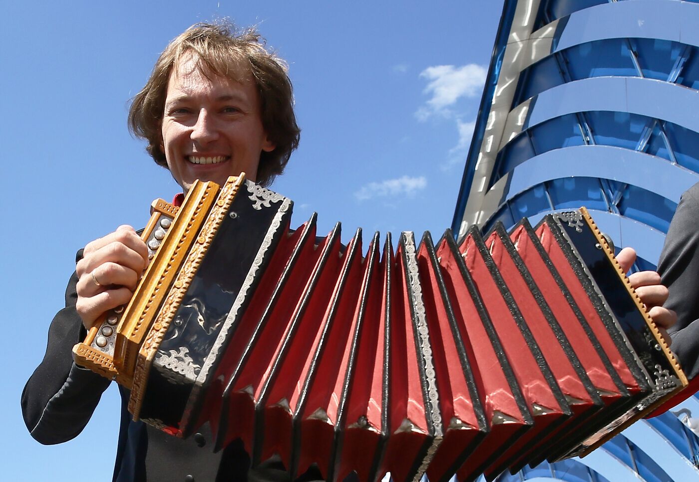 RUSSIA EXPO. Triumph of the Russian Accordion: Grand procession of playing orchestra