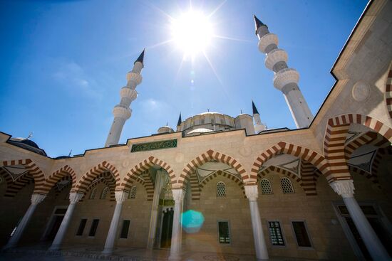 Russia Religion Cathedral Mosque