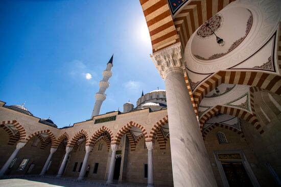Russia Religion Cathedral Mosque