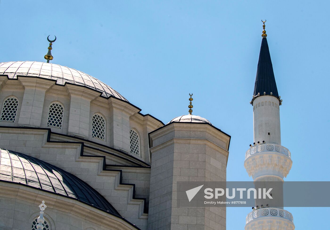 Russia Religion Cathedral Mosque