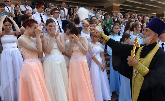 Russia Regions School Graduation