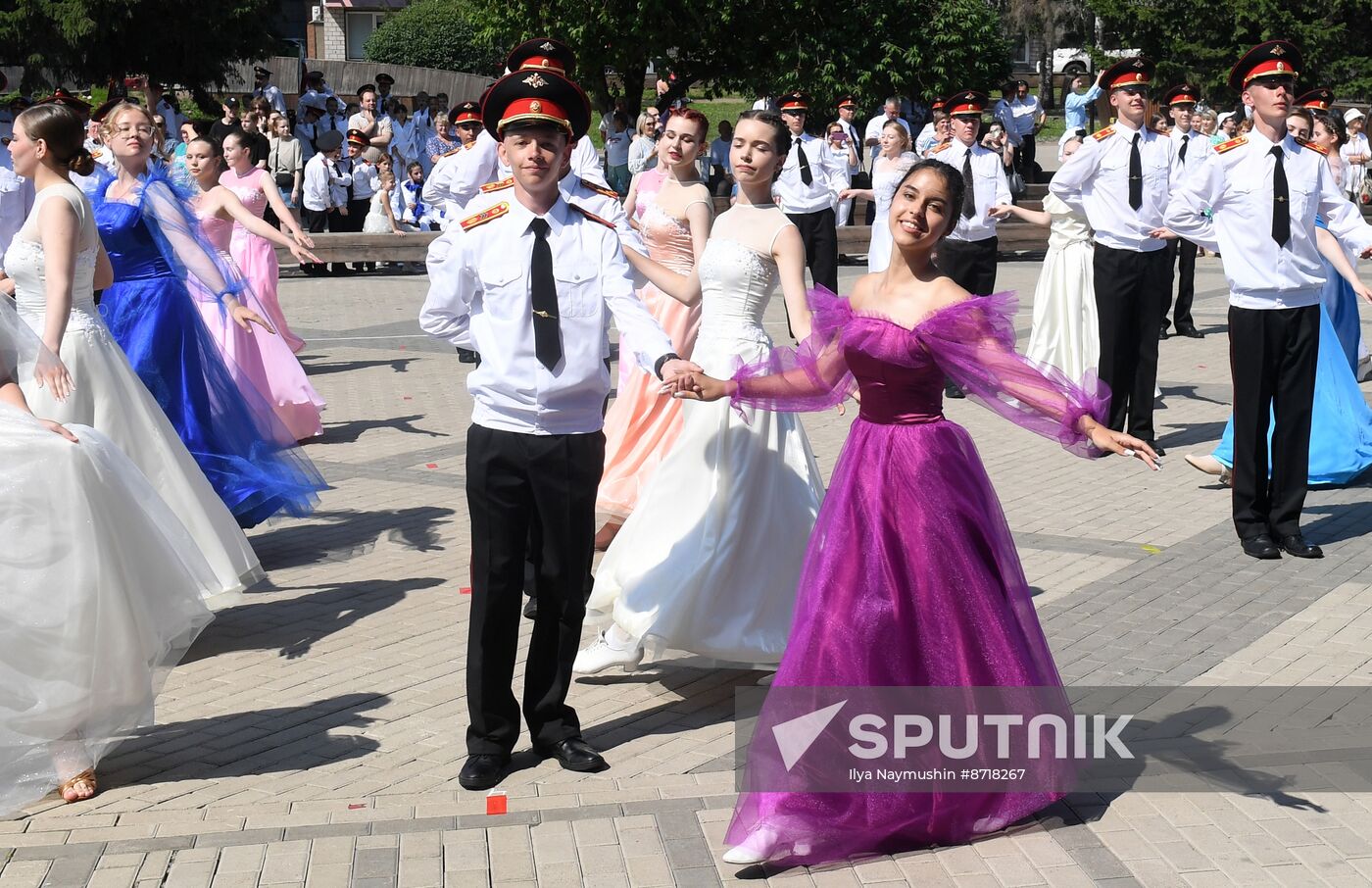 Russia Regions School Graduation