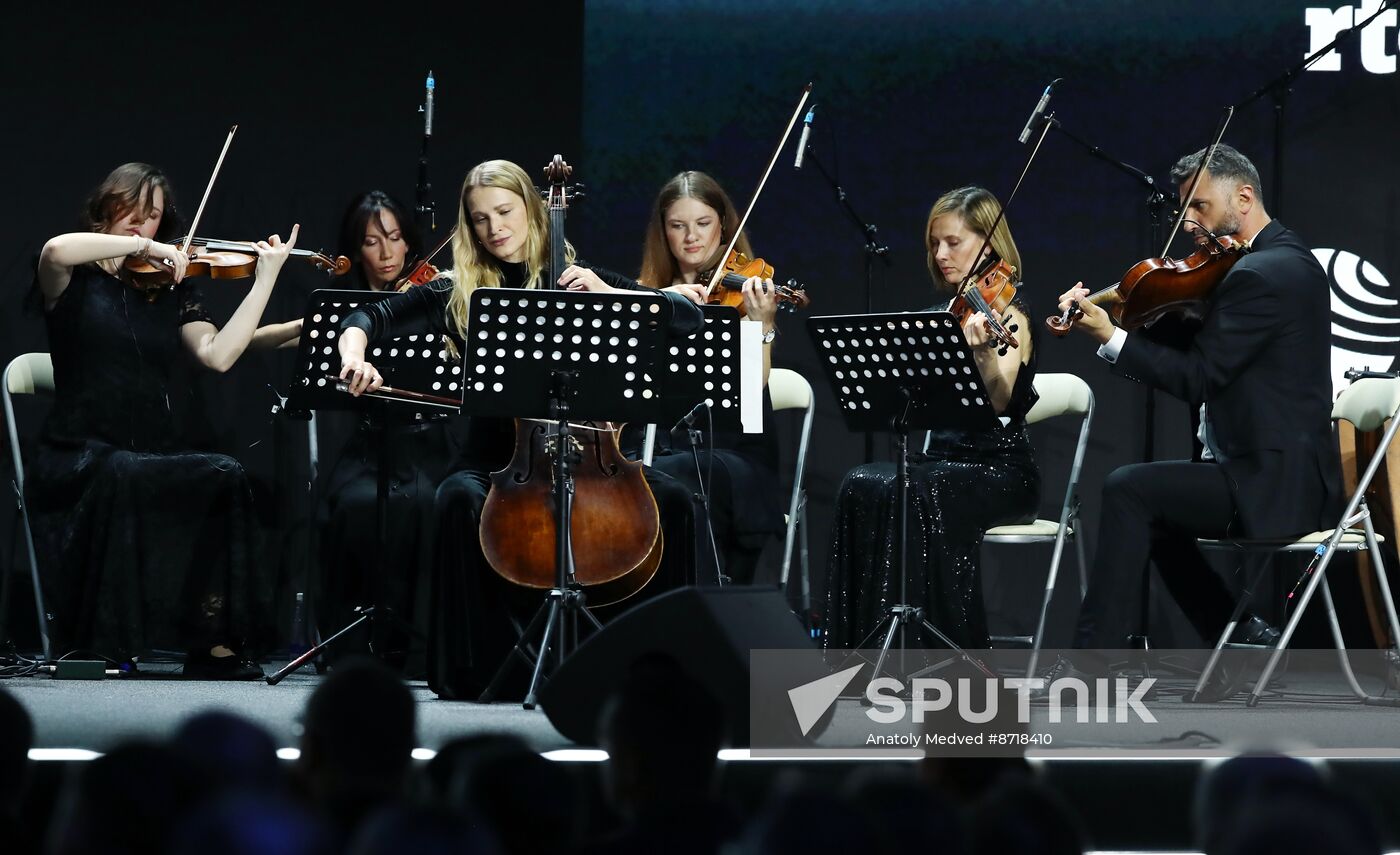 RUSSIA EXPO. Opening ceremony of RT.Doc: Time of Our Heroes international documentary film festival