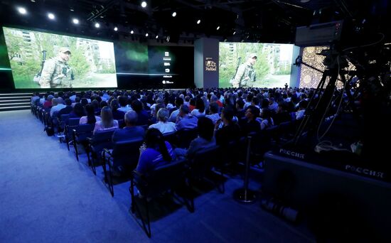 RUSSIA EXPO. Opening ceremony of RT.Doc: Time of Our Heroes international documentary film festival