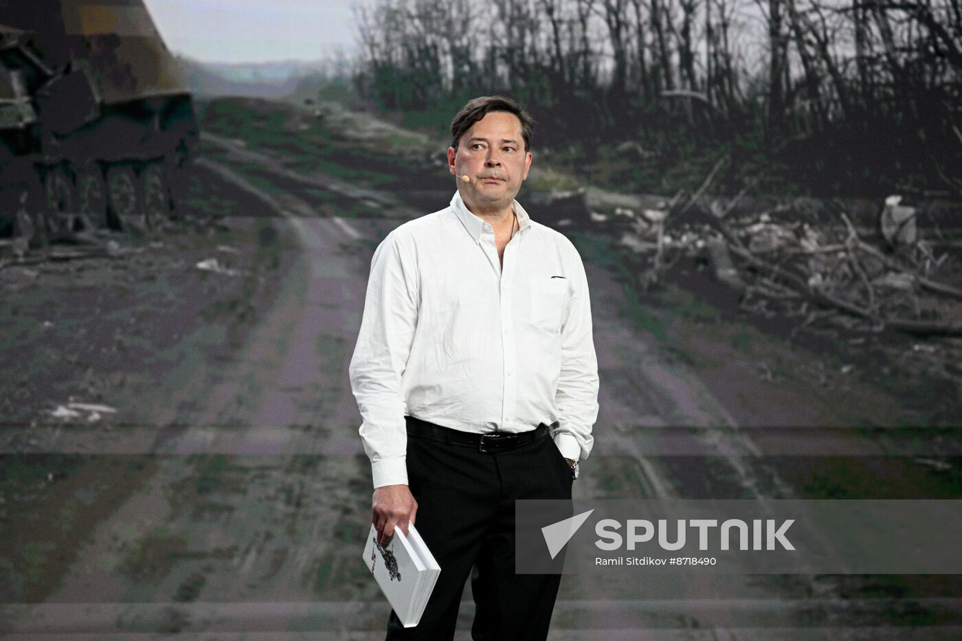 RUSSIA EXPO. Opening ceremony of RT.Doc: Time of Our Heroes international documentary film festival