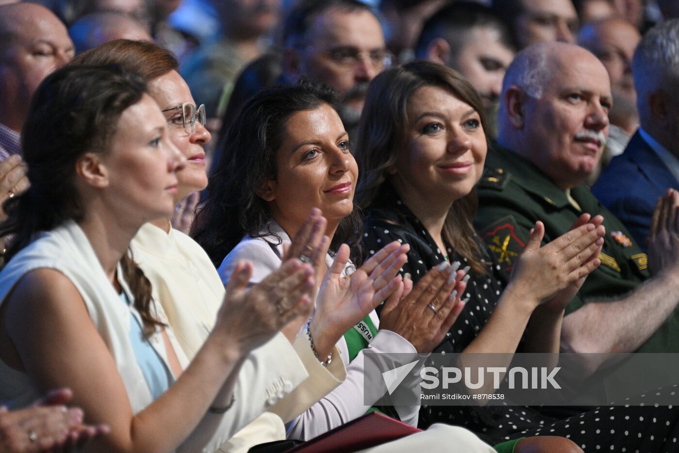 RUSSIA EXPO. Opening ceremony of RT.Doc: Time of Our Heroes international documentary film festival