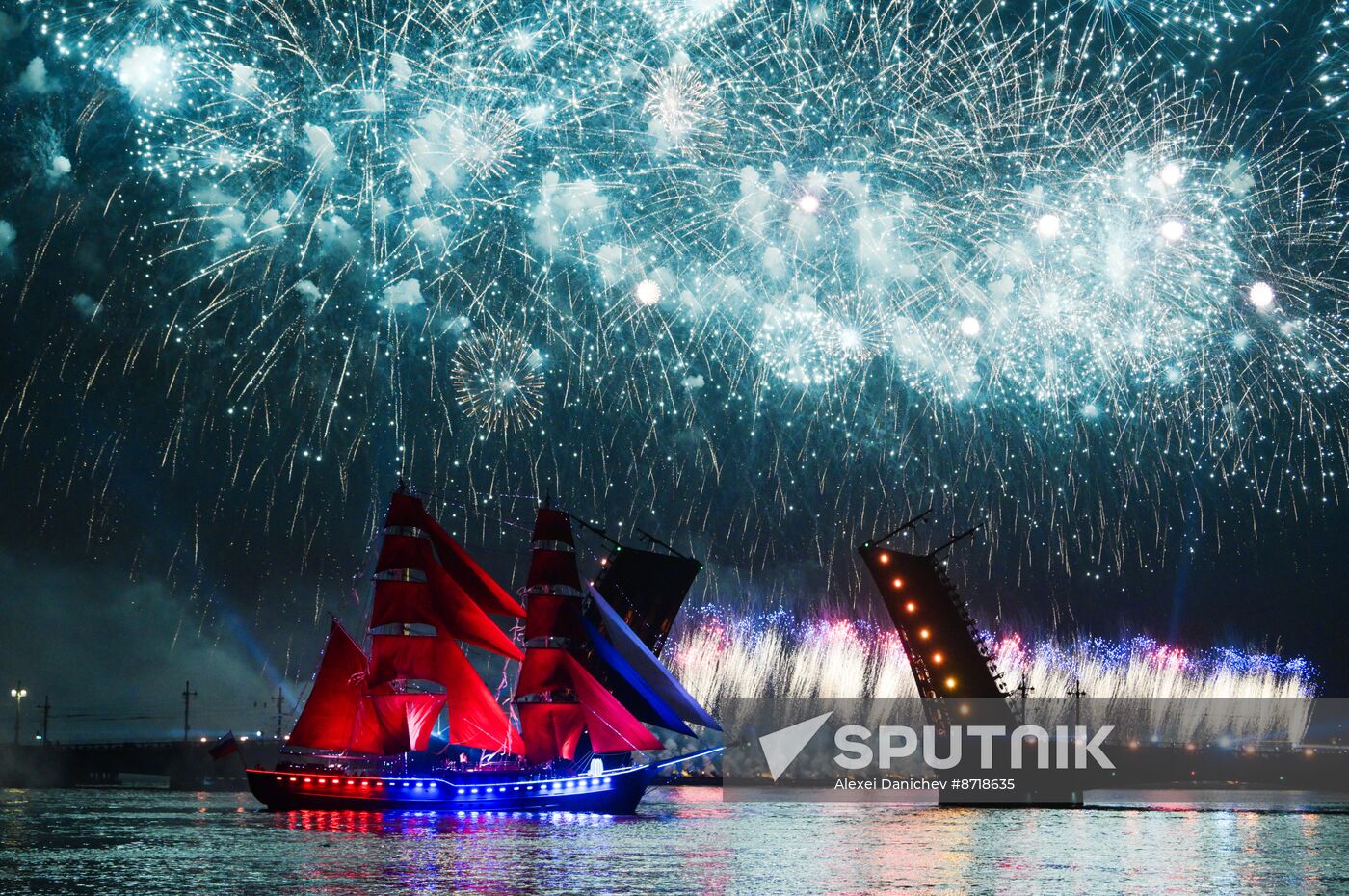 Russia Scarlet Sails Show