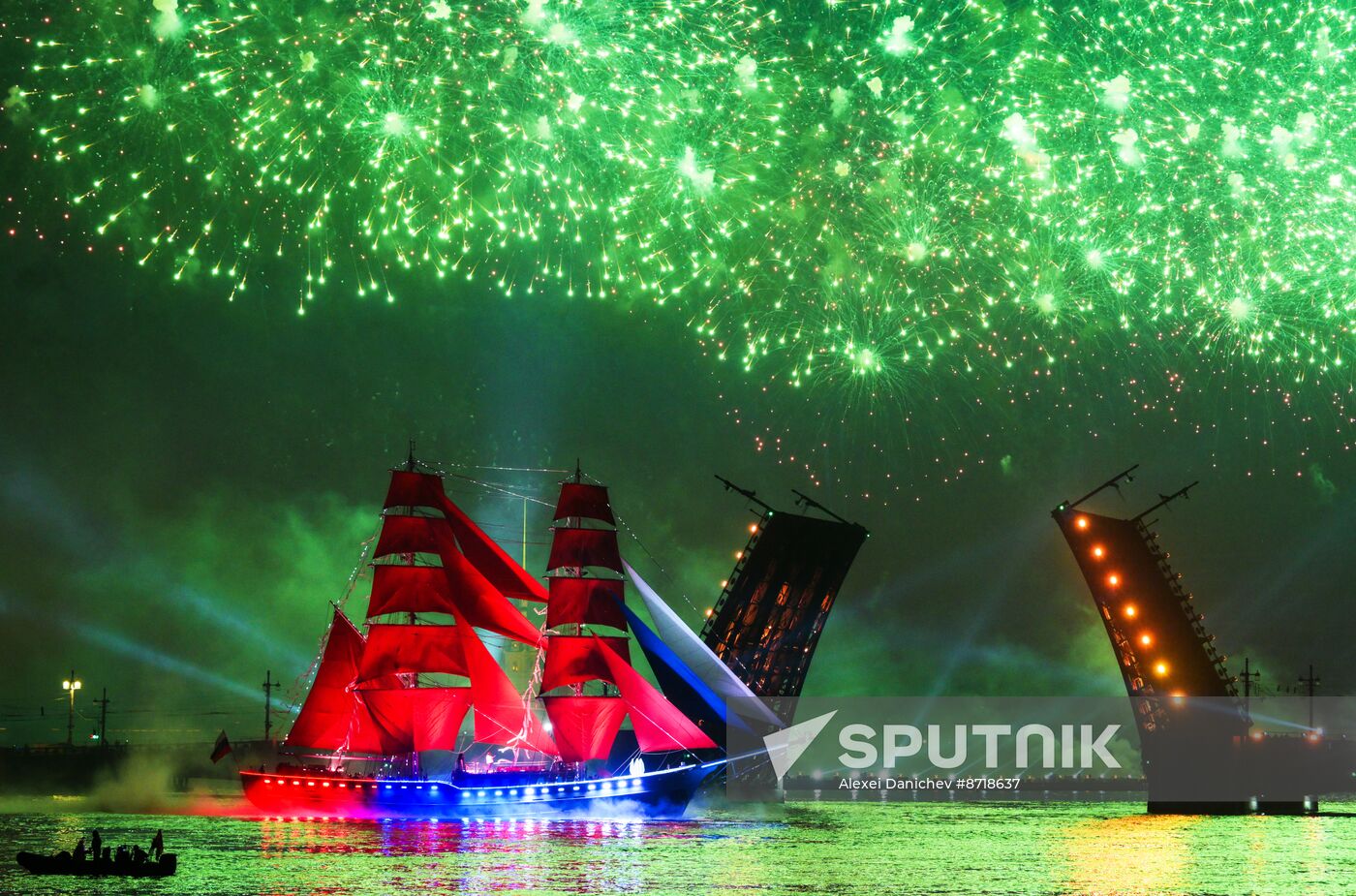 Russia Scarlet Sails Show