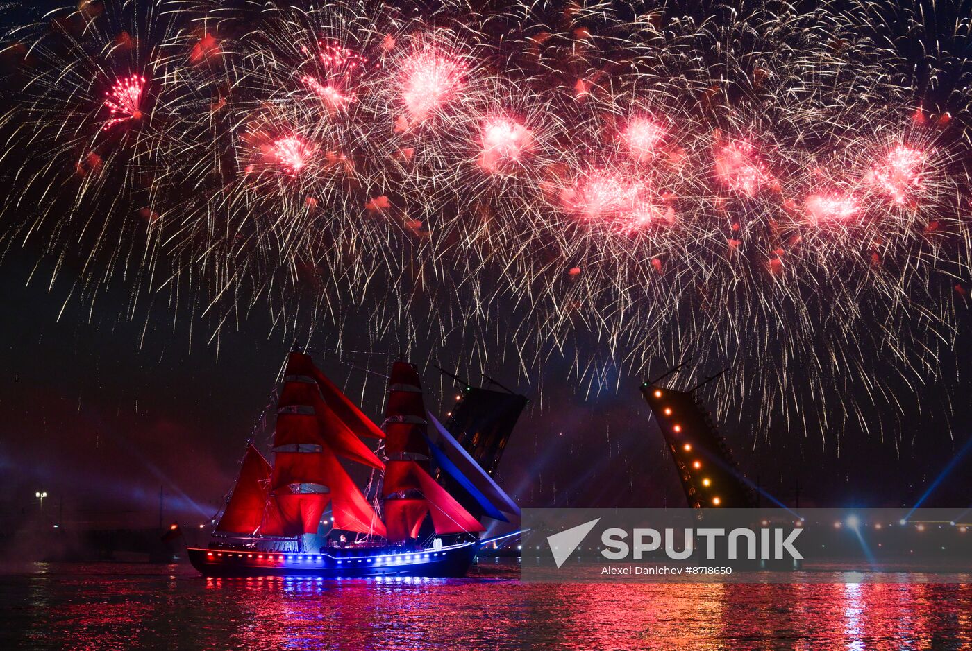 Russia Scarlet Sails Show