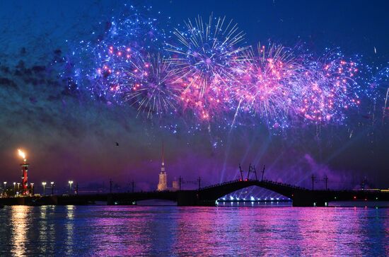 Russia Scarlet Sails Show