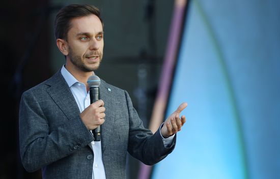Russia International Exhibition and Forum. A festive concert ahead of Youth Day on the Main Street Stage. Maxim Dreval, General Director, Russian Knowledge Society. Location: Russia, Moscow. Author: Anatoly Medved/Sputnik. Russia EXPO. Festive concert ahead of Youth Day