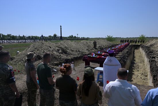 Russia Ukraine Military Operation Servicemen Funeral