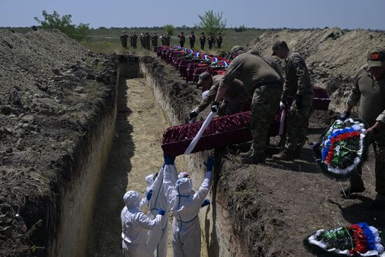 Russia Ukraine Military Operation Servicemen Funeral