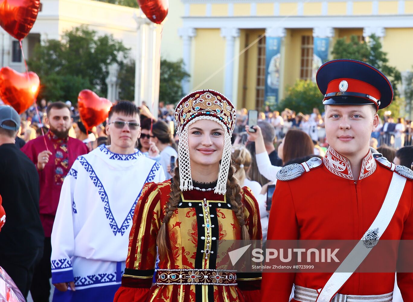 RUSSIA EXPO. Russia Has No Borders concert to mark exhibition closure