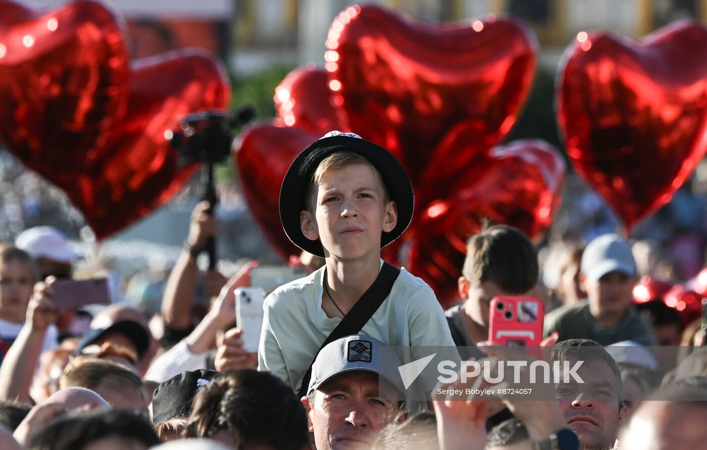 RUSSIA EXPO. Russia Has No Borders concert to mark exhibition closure