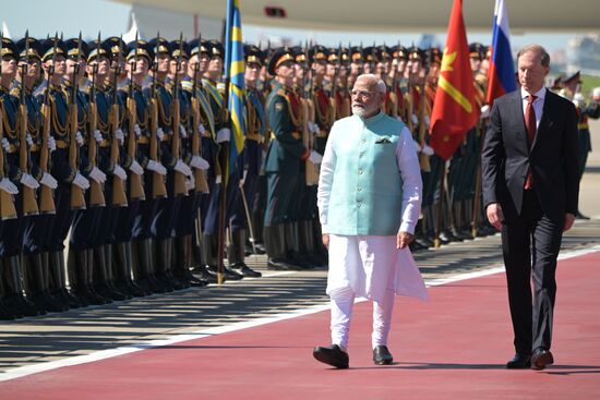 Russia India Arrival