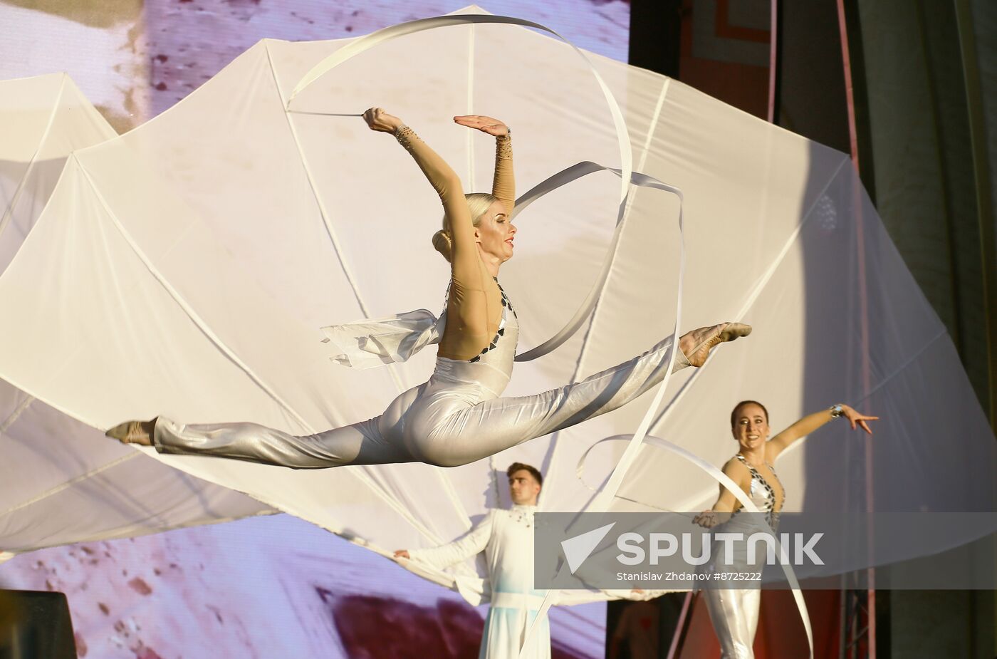 RUSSIA EXPO. We Are Millions gala to mark Day of Family, Love and Fidelity