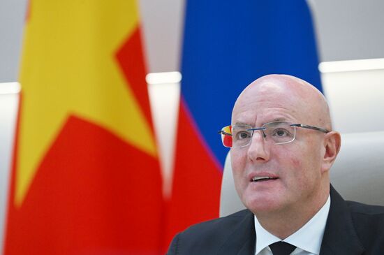 Russia Vietnam