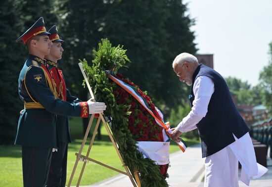 Russia India Wreath Laying