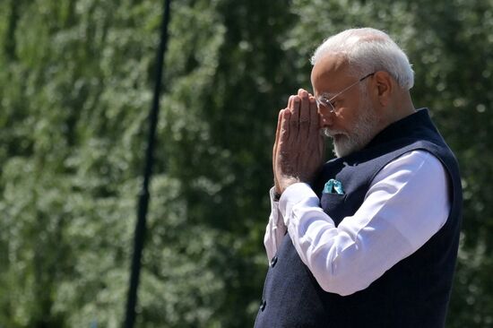 Russia India Wreath Laying
