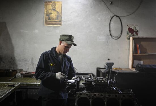 Russia Ukraine Military Operation Repair Unit